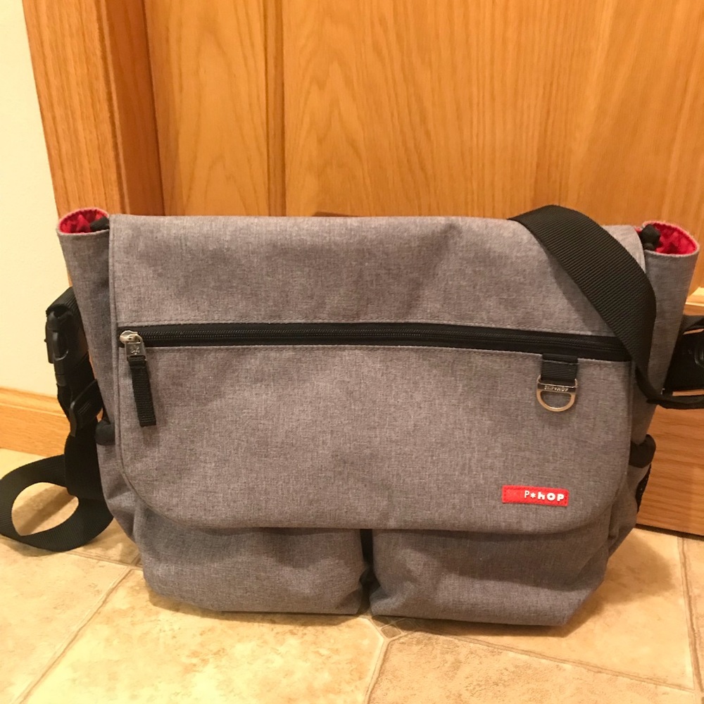 Skip Hop Dash Signature Diaper Bag